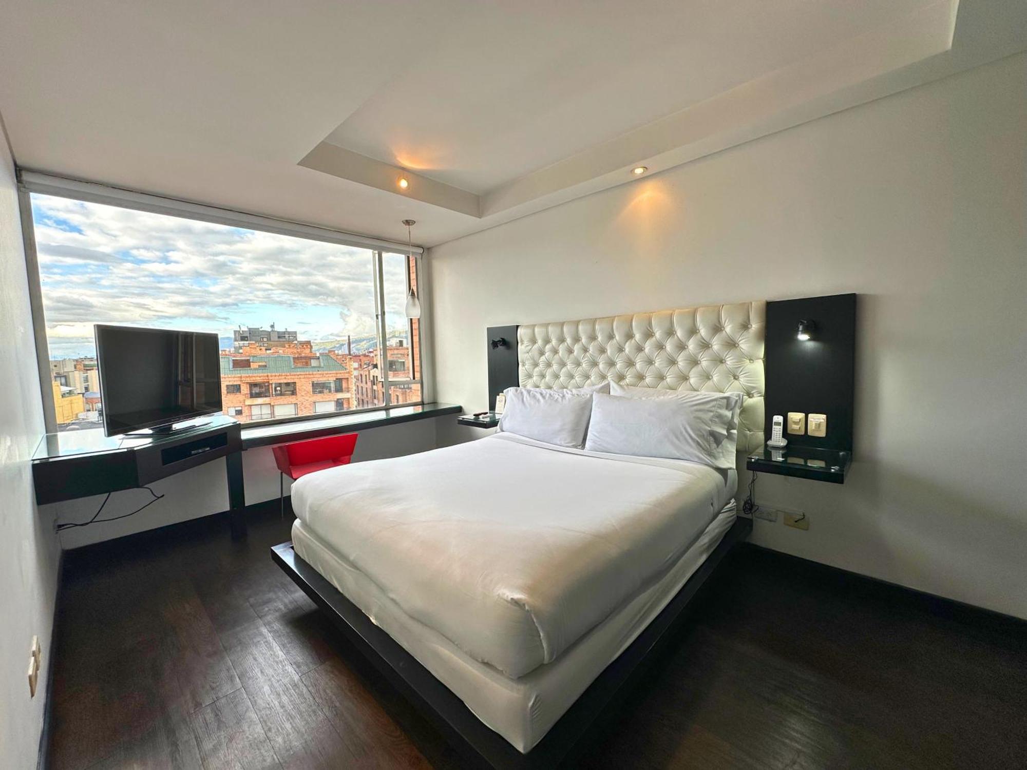 Hotel 104 Art Suites Bogotá Zewnętrze zdjęcie